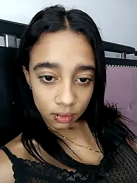 Zoe_Sweett18's Webcam Show