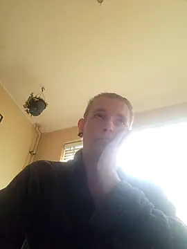 piercingpik 라이브 XXX 채팅