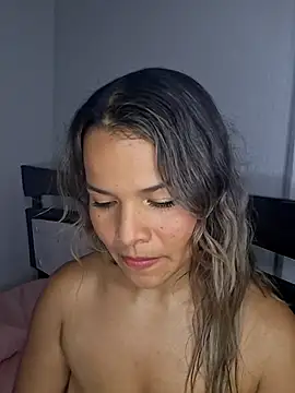 Chat XXX ao vivo de pamela_Tiny