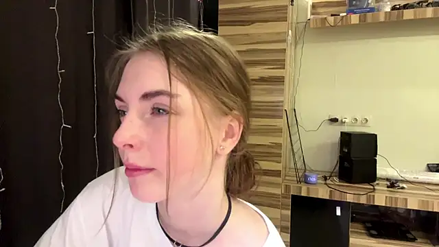 Онлайн чат XXX PollyDream