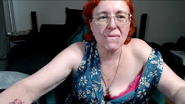 JoannaAndNeighbour Webcamshow