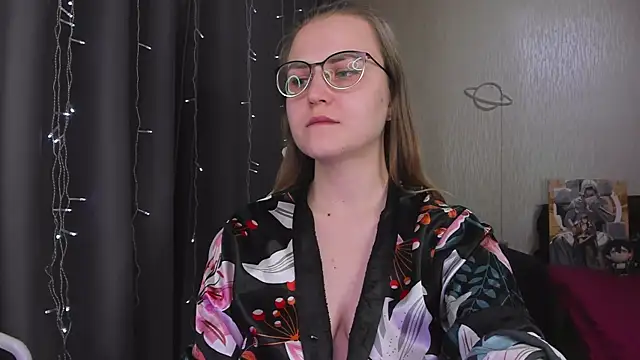 MissBrightShine's Live XXX Chat