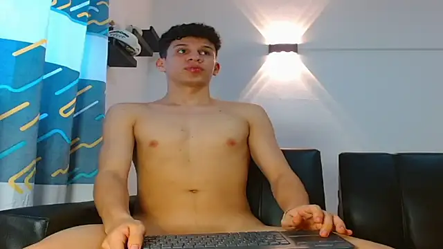 jeff_ross: онлайн-секс-чат