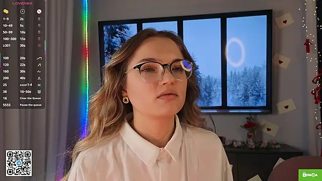 JulieLupo Chat XXX live