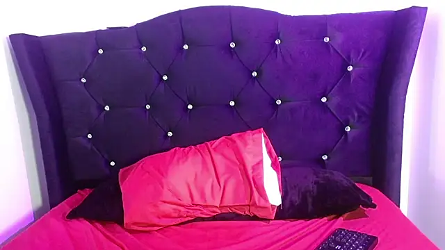 Angel_adrien: онлайн-секс-чат