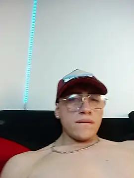 Emmanuel_Lust 라이브 XXX 채팅