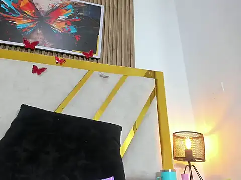 Katey_Curvy01_のライブXXXチャット