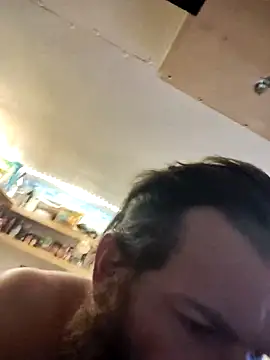 YourFavoriteDaddy-2-4-69のウェブカメラショー