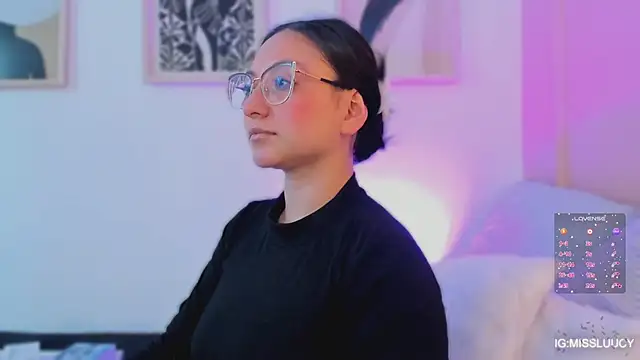 lucy_neil: онлайн-секс-чат