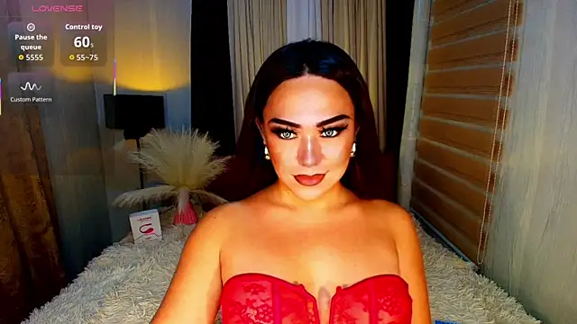 Slave_HuntressXn Webbikameraesitys