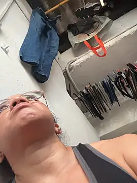 carolgaita Adlı Modelin Canlı XXX Sohbeti