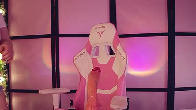 دردشة Chery_Lady22 الجنسية المباشرة