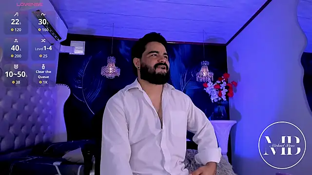 MichaelBear_: απευθείας συνομιλία ΧΧΧ