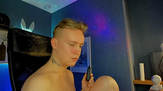 دردشة AlexxSweet الجنسية المباشرة