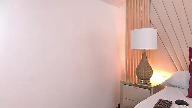 SaraLugon Live XXX chat