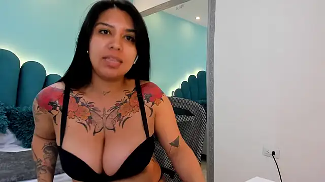 sharlott18 – Live XXX-chat