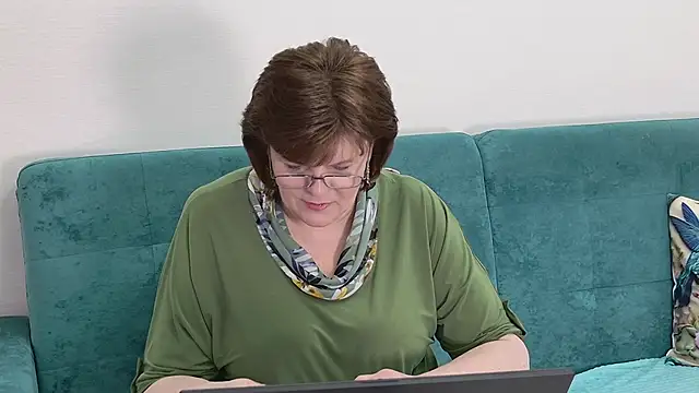 Sandra_Sunrise 现场XXX聊天