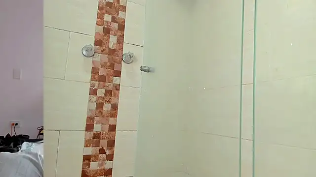 XXX chat uživo modela lacii_lost