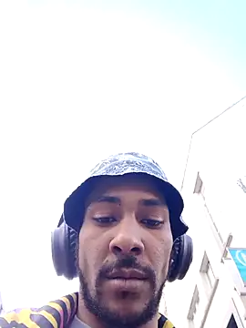 Chat +18 de Mikaaa97 ao vivo