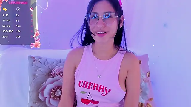 XXX chat uživo modela NayeCloud