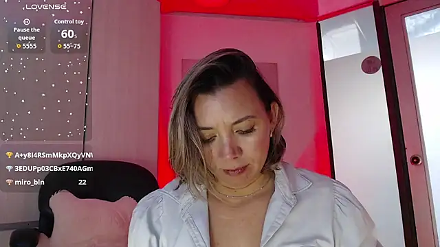 milfsecret69 Live XXX Chat