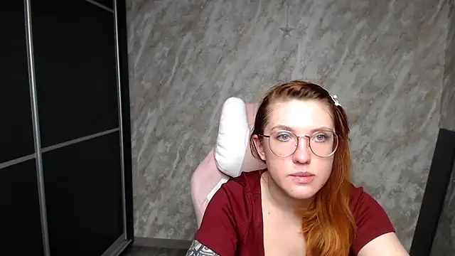 Онлайн чат XXX Reginasmilee