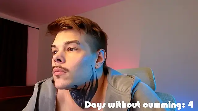 DENIS_HERE's Webcam Show