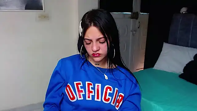 Czat XXX na żywo – Violettasquirt