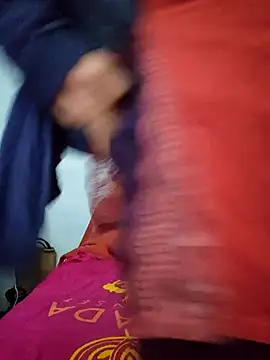 Show modela Hot-Muci na web-kameri