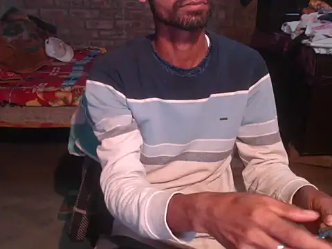 Chat XXX en directo de ThethunderPo