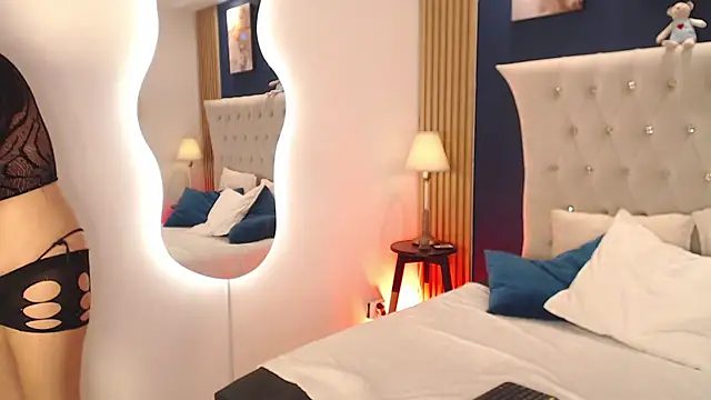 Chatroom XXX en direct de GloryShine