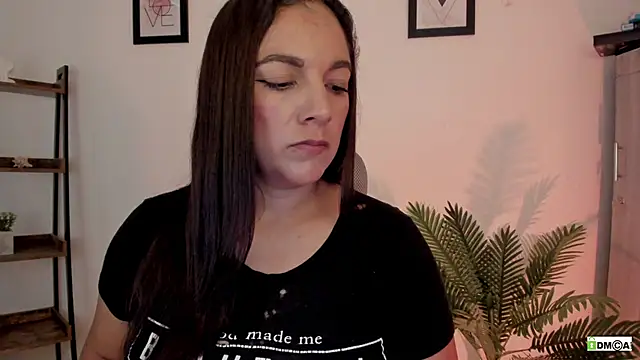 Chatroom XXX en direct de urcute_kitten