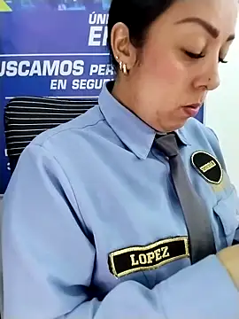 CRISTAL__11 Live XXX Chat