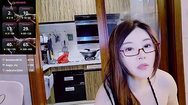 nuannuan_baobei 网络视讯表演