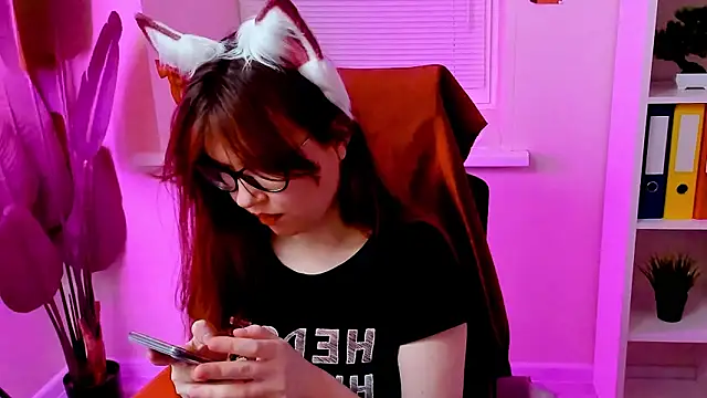 CarolGiggly: онлайн-секс-чат