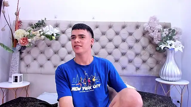 BenitoSaenz live XXX chat