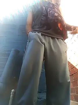 hairy_mannn live XXX chat