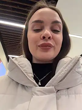 Chat +18 de KristiRich ao vivo