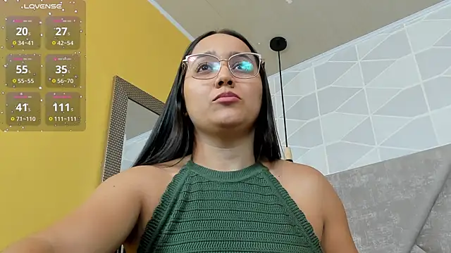 Sammy_Fit_ Adlı Modelin Canlı XXX Sohbeti