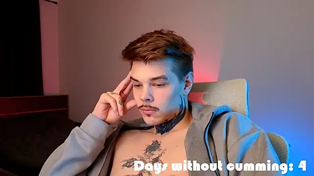 DENIS_HERE live XXX chat