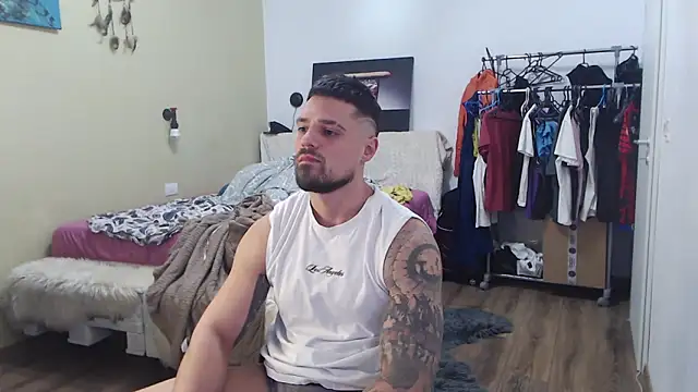 Tiberius_hunkn Webbikameraesitys