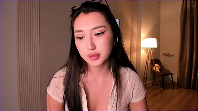 Chat +18 de jin__ray ao vivo