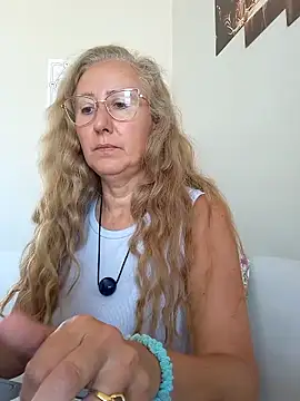 MILEIDE980 Live XXX-Chat