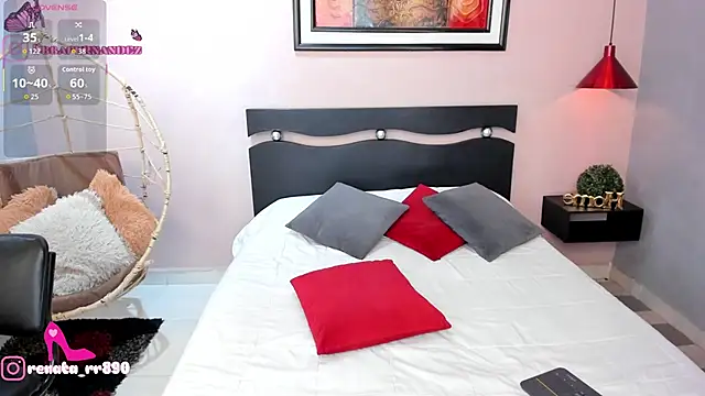 LenaRuiz_ Adlı Modelin Canlı XXX Sohbeti