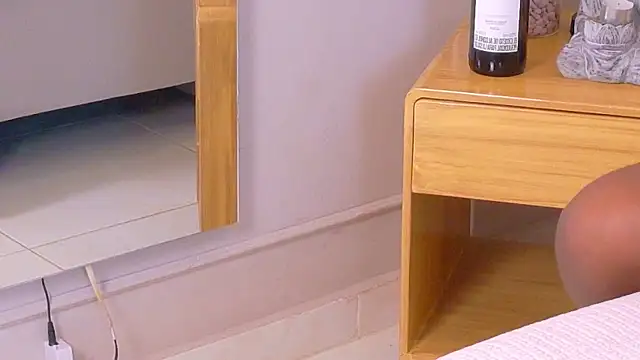 Онлайн чат XXX JosselynBrown