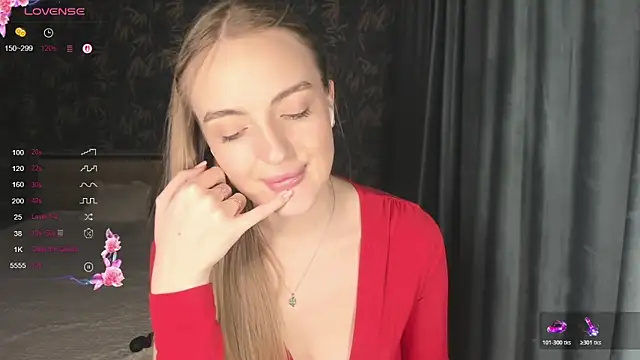 A_delina Pertunjukan Webcam