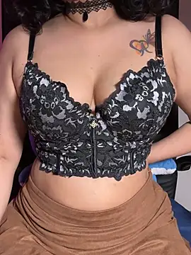 XXX chat uživo modela Squirt_Queen_X