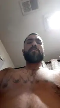 Pokazy przed kamerką – Forbidden_daddy