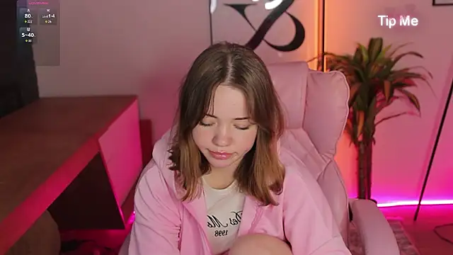 Kiss_Moon's Webcam Show