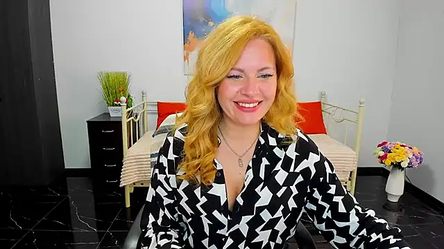 Mira_Whites 现场XXX聊天